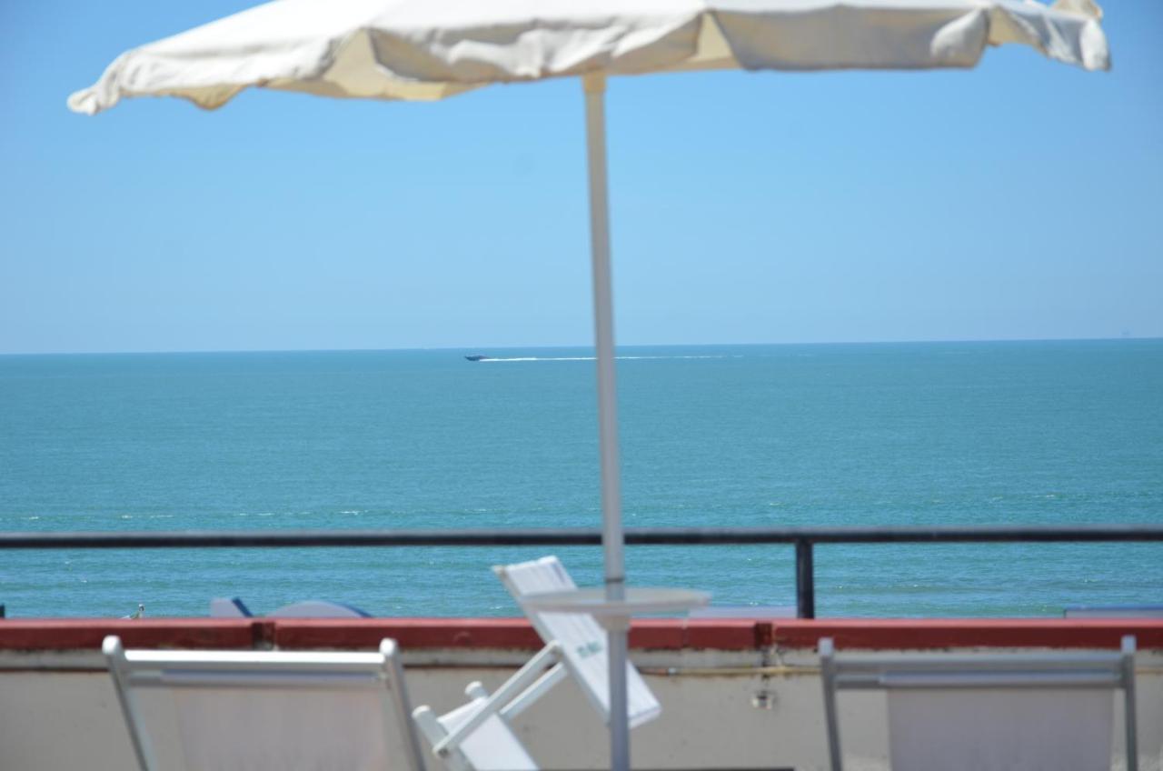 Hotel Biagiotti Lido di Camaiore Exterior photo