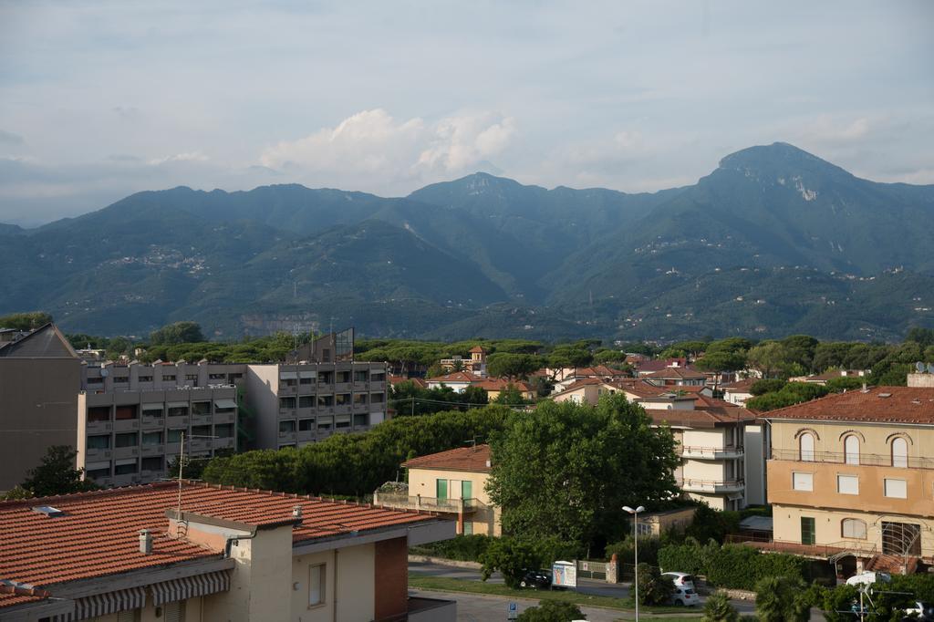 Hotel Biagiotti Lido di Camaiore Exterior photo